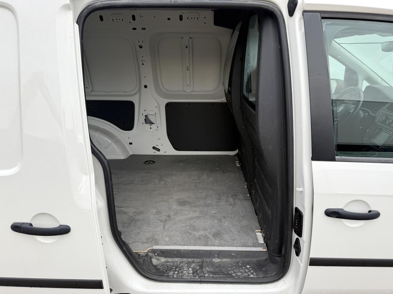 Volkswagen CADDY e-Caddy 113PK L2H1 Elektrisch Caddy ABT Maxi 37,3kWh 159km WLTP Trekhaak Airco Stoelverwarming Parkeersensoren Achter