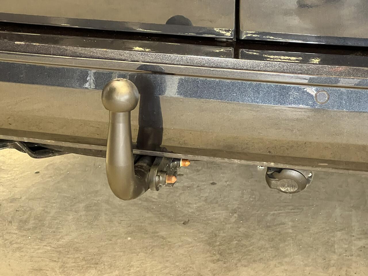 Volkswagen CADDY Cargo 1.5 TSI Style | Apple Carplay/Android Auto | LM Velgen 16" | Cruise Control | Trekhaak | Betonplex in Laadruimte | Parkeersensor Achter |