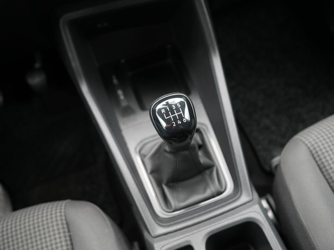 Volkswagen CADDY Cargo 2.0 TDI Comfort L1, 122 pk | Apple Carplay | Parkeerhulp achter | Cruisecontrol | Bluetooth | Connected Services |