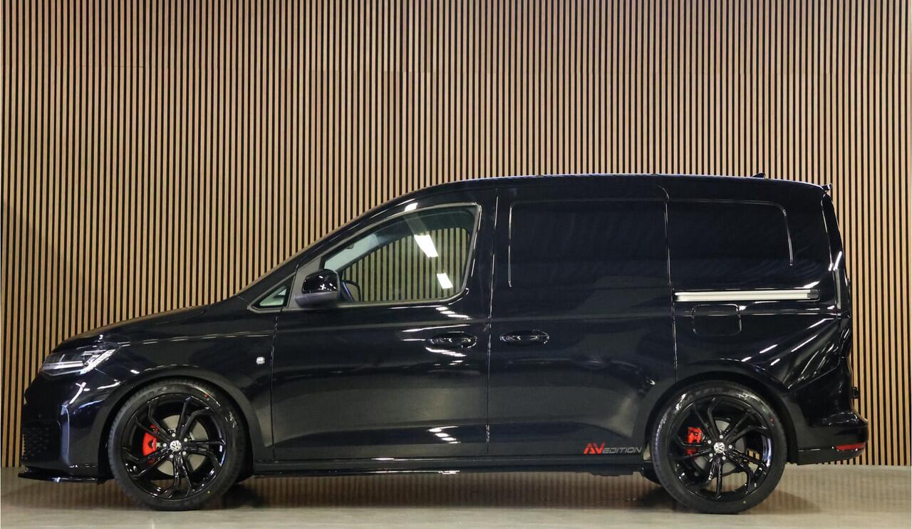 Volkswagen CADDY Cargo 2.0 TDI DSG | ACC | Side Assist | Lane Assist | Virtual Cockpit | Camera | CarPlay | Stoelverwarming | LED Koplampen | DAB | Fabrieksgarantie | Facelift model | BPM Vrij