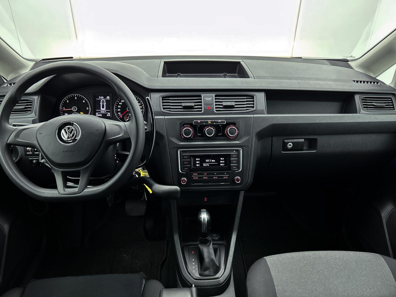 Volkswagen CADDY 2.0 TDI L1H1 BMT Trendline Direct leverbaar! Handsegmentgas, bedrijfsrem en daklift