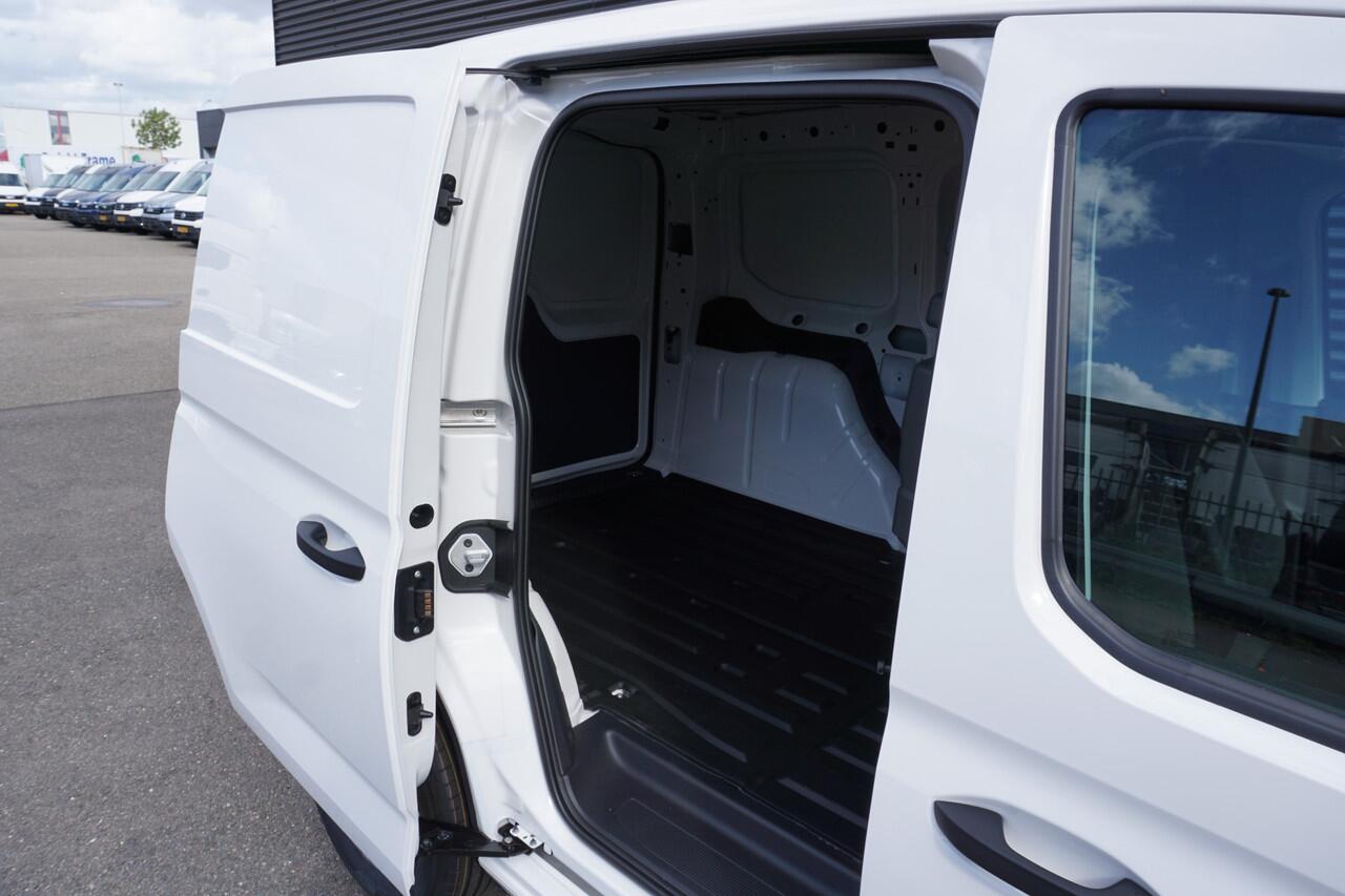 Volkswagen CADDY Cargo 2.0 TDI 102PK Apple Carplay Cruise Digitaal dashboard Parkeersensoren Trekhaak