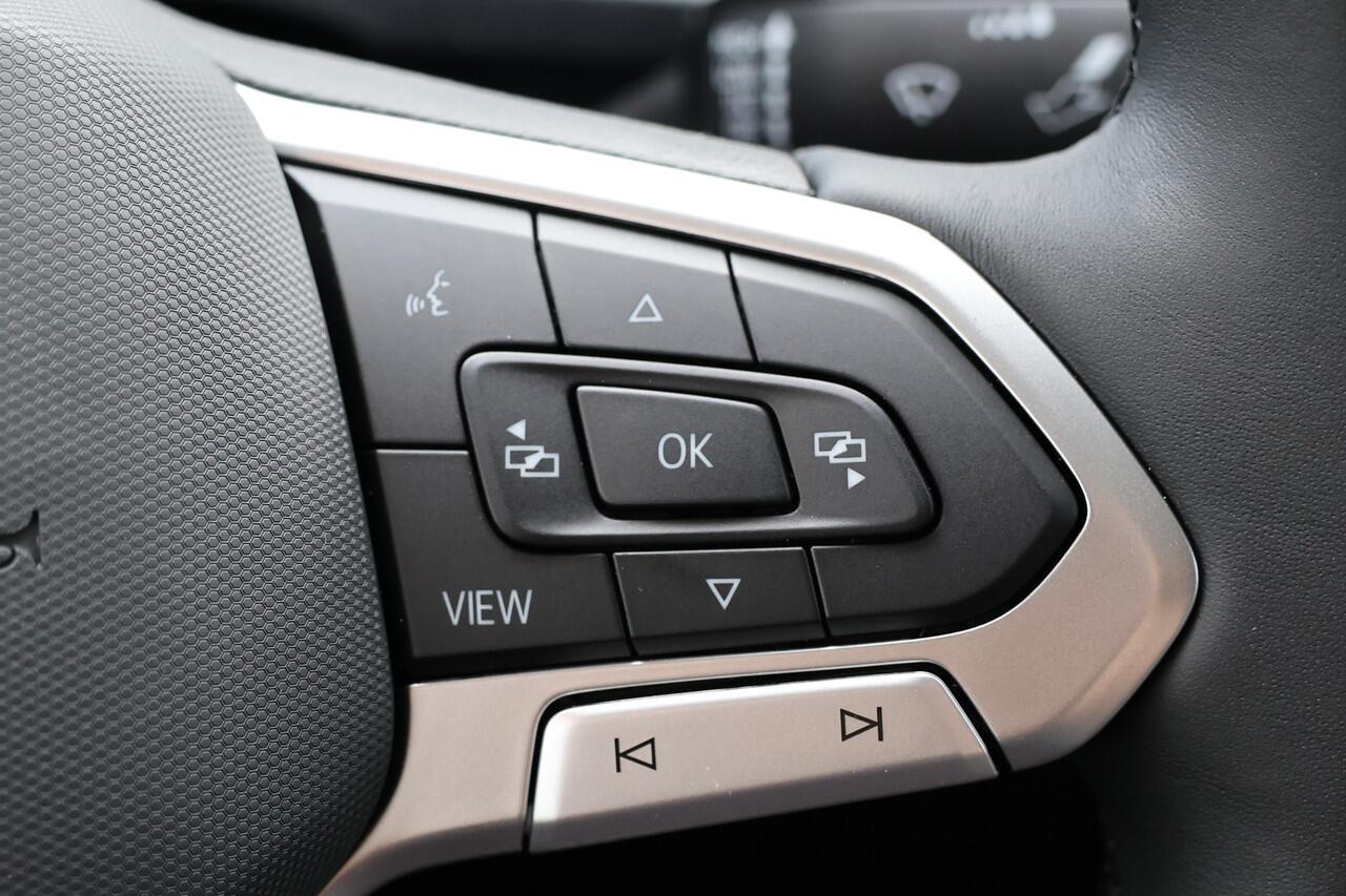 Volkswagen CADDY Cargo 2.0 TDI DSG R-Line | LED | Camera | CarPlay | Lane Assist | Virtual Cockpit | Cruise control | DAB | Trekhaak | Keyless Go | Fabrieksgarantie