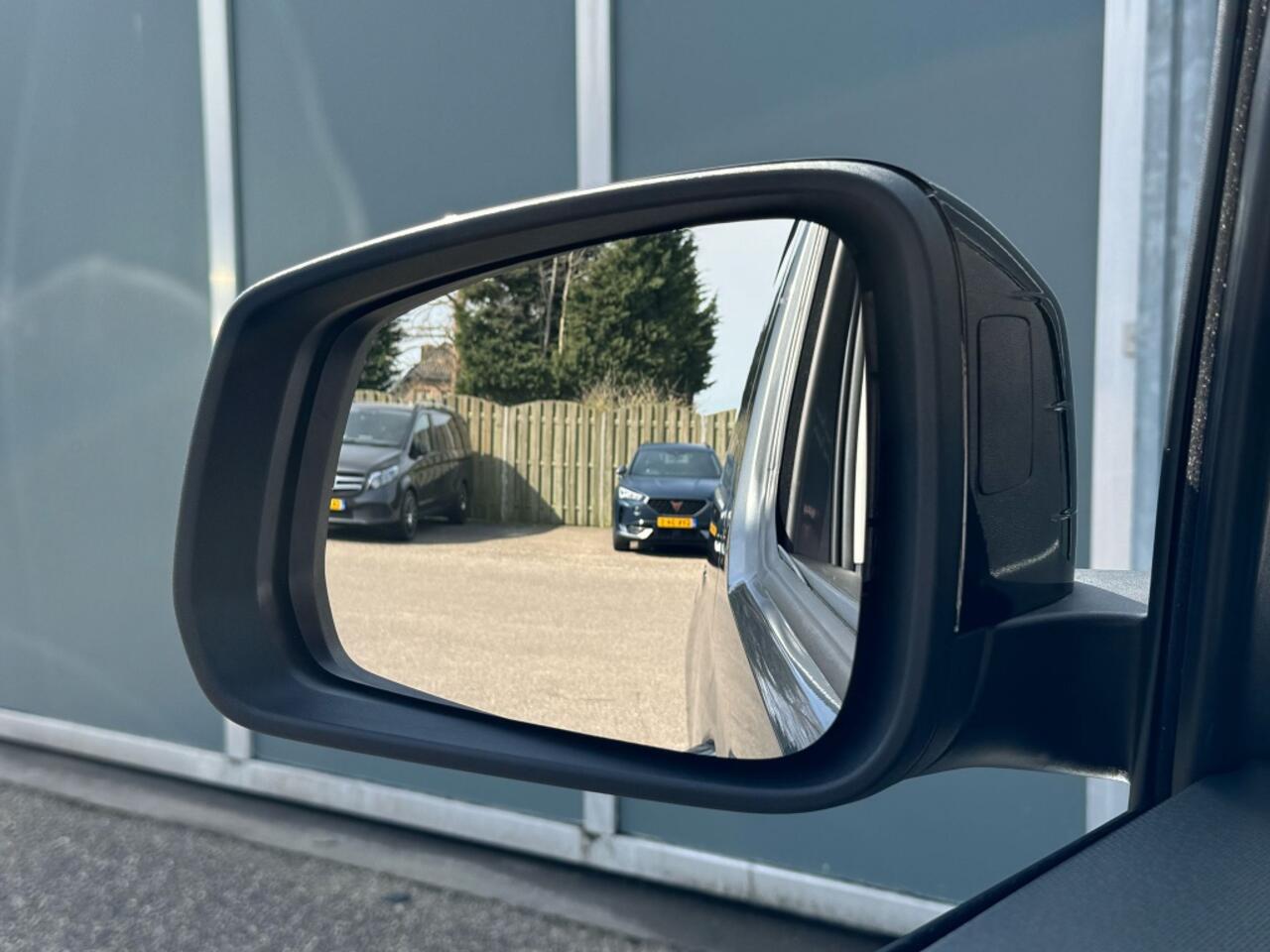 Volkswagen CADDY 2.0 TDI 102pk Black Style | ACC | Camera | Side assist