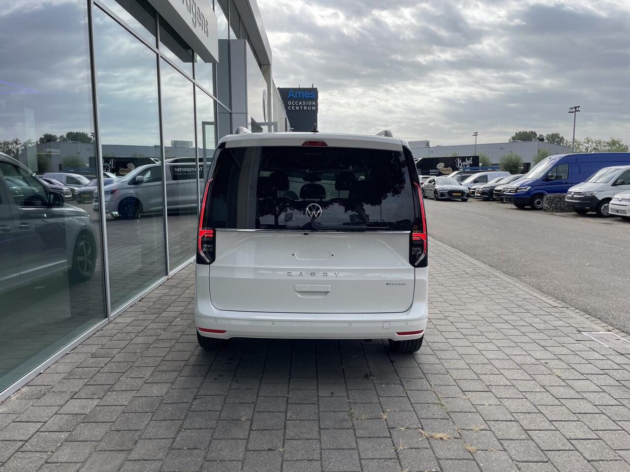 Volkswagen CADDY 1.5 TSI 150PK DSG Hybride Style | app connect | Led koplampen