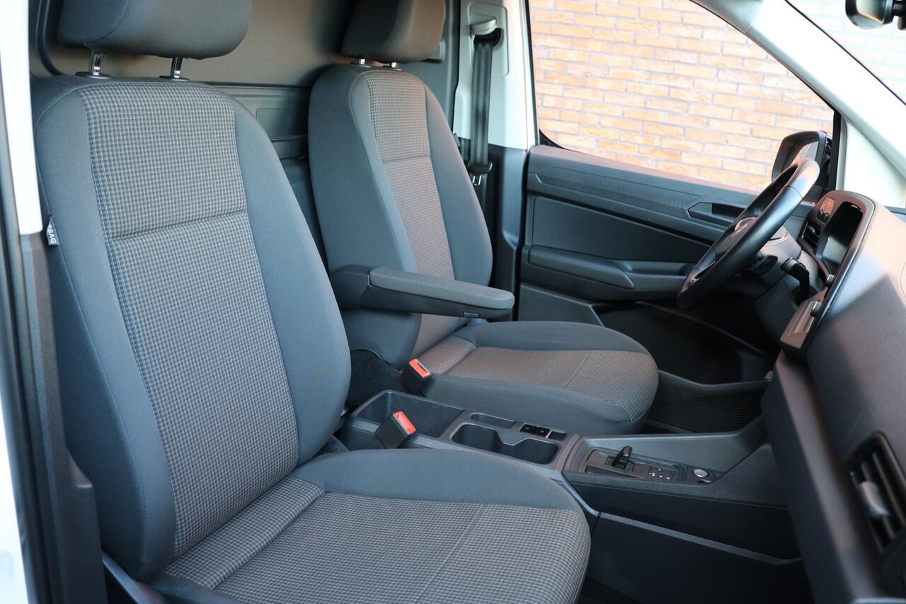 Volkswagen CADDY Cargo 1.5 TSI DSG | Marge | BTW Vrij | CarPlay | Camera | Stoelverwarming | Virtual Cockpit | Trekhaak | LED Koplampen | Cruise control | PDC | Nieuwe APK