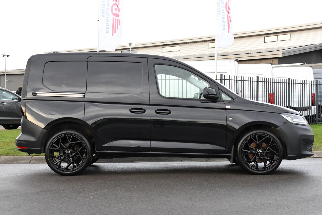 Volkswagen CADDY Cargo 2.0 TDI Black Edition Cruise, Camera, Carplay, LED, NAVI, Automaat, Klep, 122pk, Stoelverwarming, Uniek!