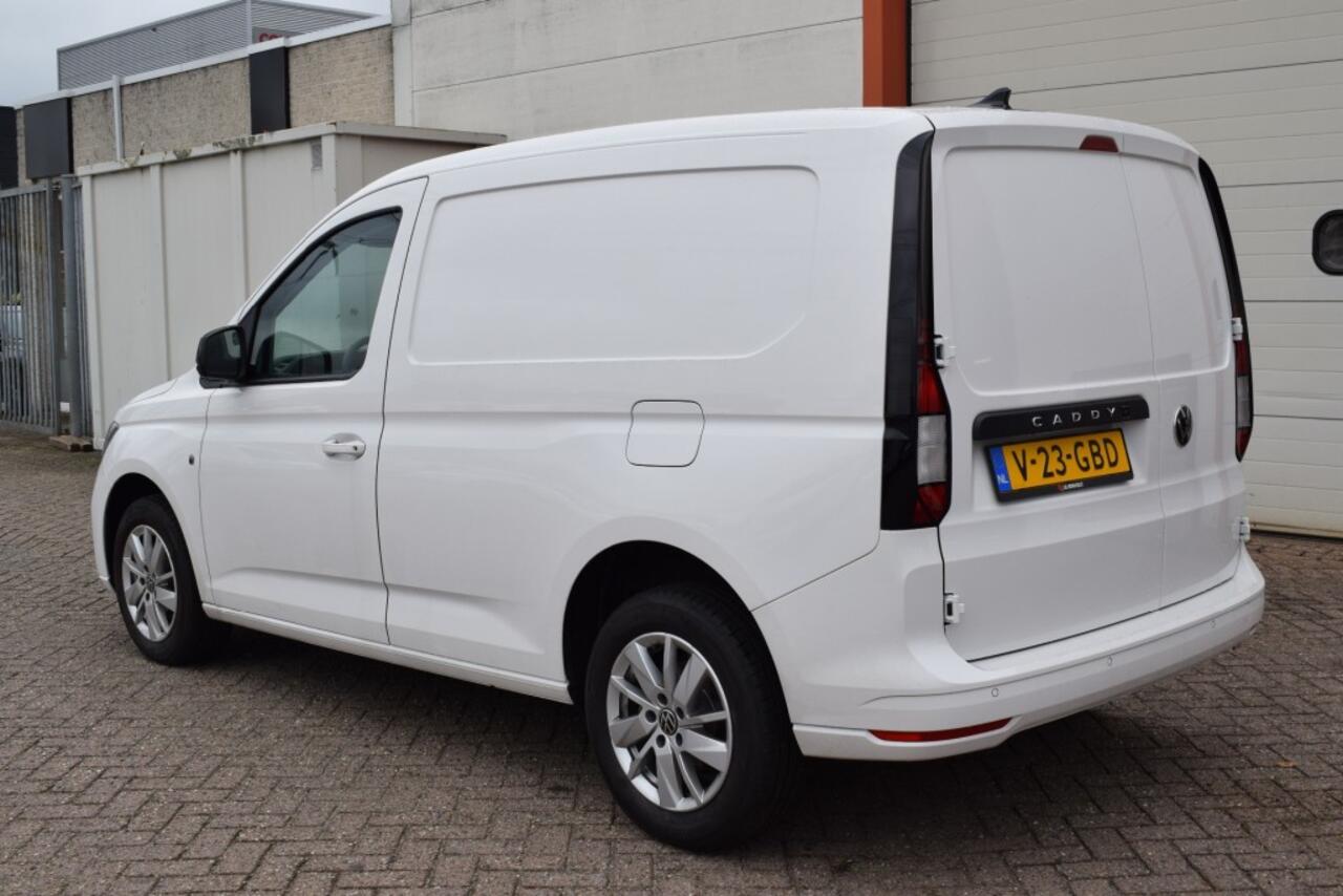 Volkswagen CADDY 2.0 TDI Style 102 PK VIRTUAL COCKPIT NAVI CARPLAY CAMERA COMFORTSTOEL