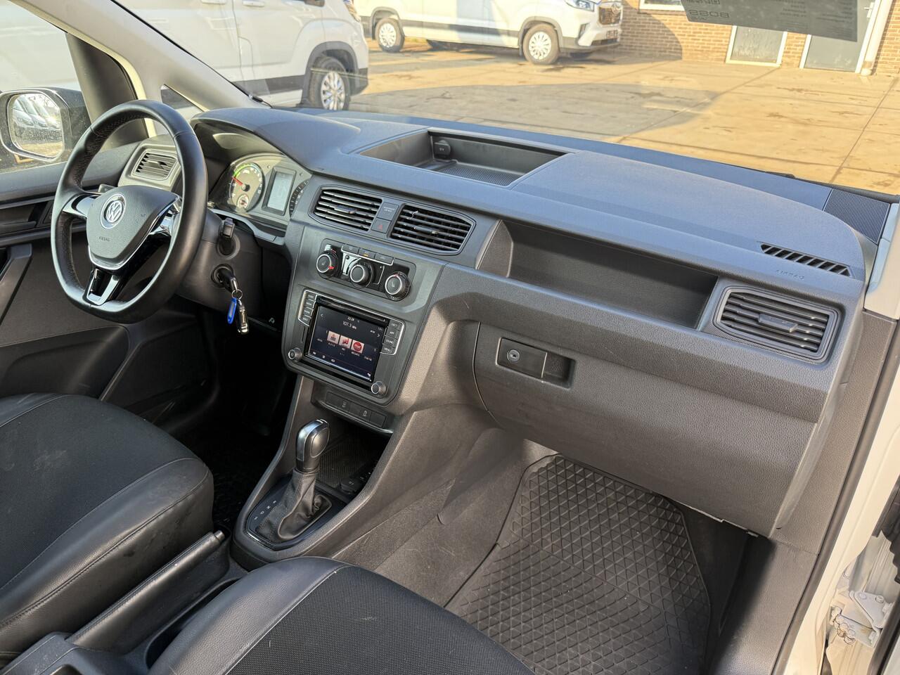 Volkswagen CADDY e-Caddy 113PK L2H1 Elektrisch Caddy ABT Maxi 37,3kWh 159km WLTP Trekhaak Airco Stoelverwarming Parkeersensoren Achter