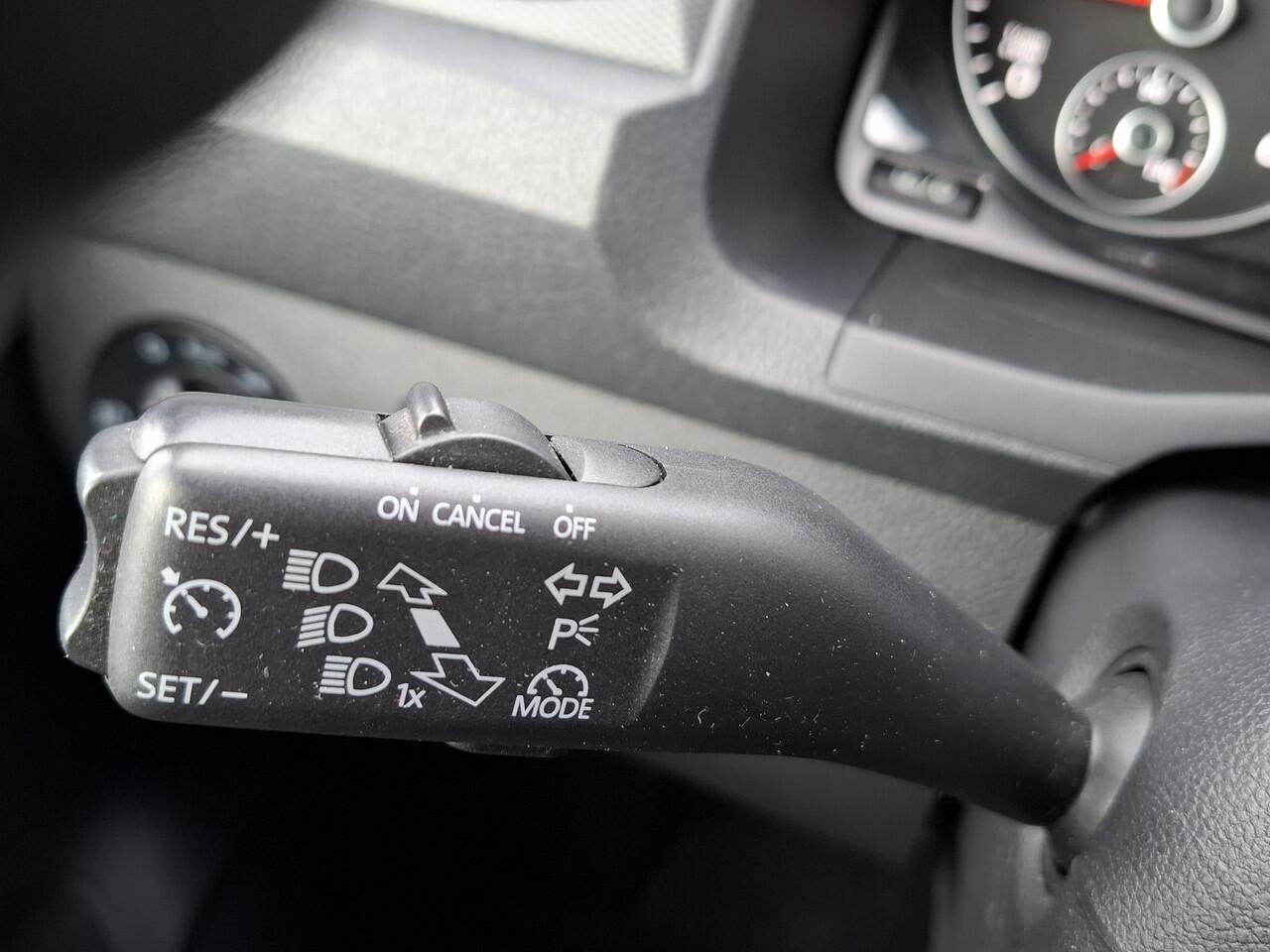 Volkswagen CADDY 2.0 TDI L1H1 BMT Comfortline | airco | cruise control | park assist | trekhaak | imperiaal | info : 0492-588974