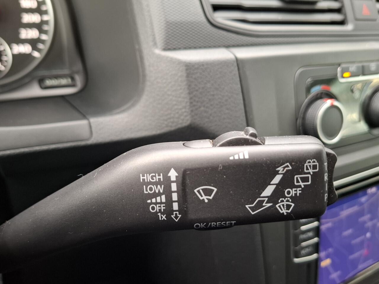 Volkswagen CADDY 2.0 TDI L1H1 BMT Comfortline | airco | cruise control | park assist | trekhaak | imperiaal | info : 0492-588974