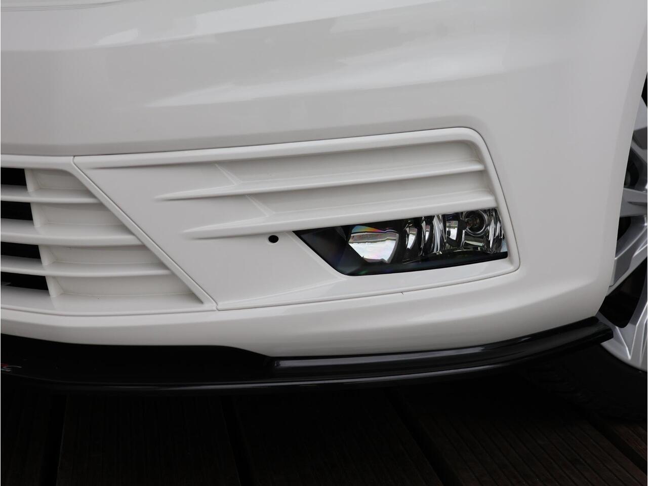 Volkswagen CADDY 2.0 TDI L1H1 BMT Comfortline | S-line stoelen | Camera | Cruise control |