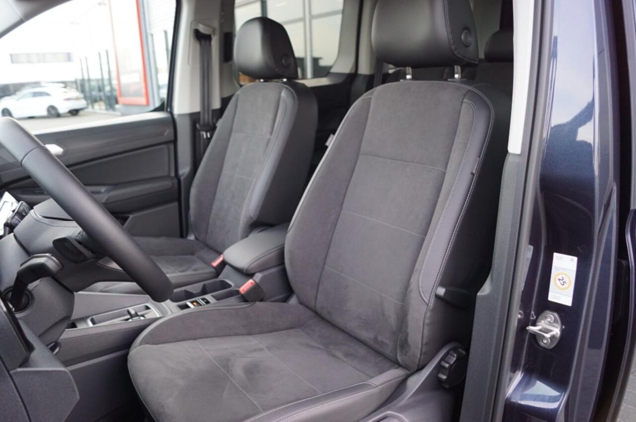 Volkswagen CADDY 1.5 TSI DSG Style / LED / Virtual cockpit / Camera / Navi / PDC