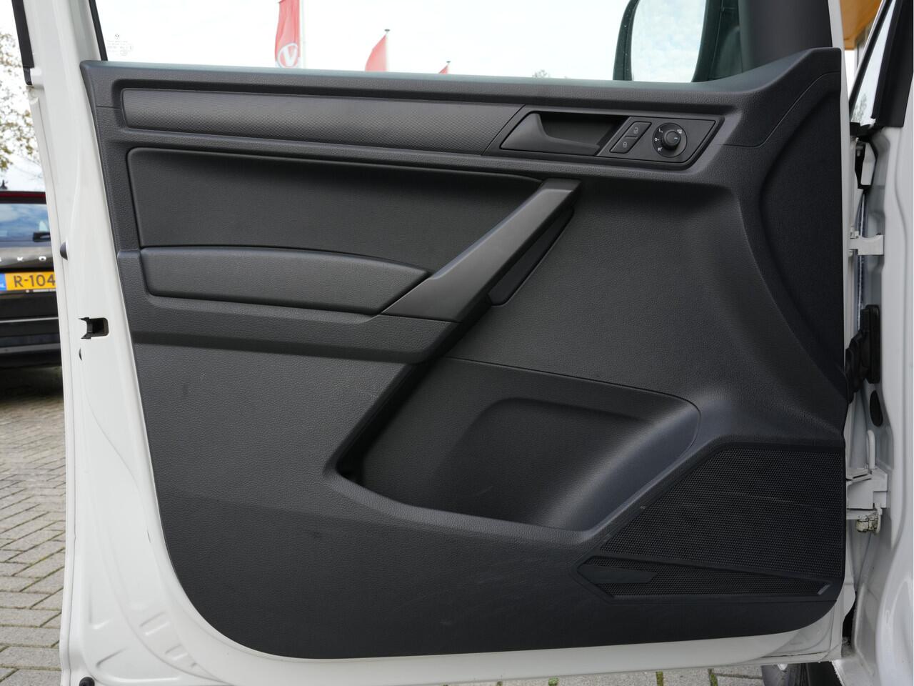 Volkswagen CADDY 2.0 TDI L1H1 BMT Comfortline | Navigatie | DAB | Cruise Control | Android/Apple Carplay