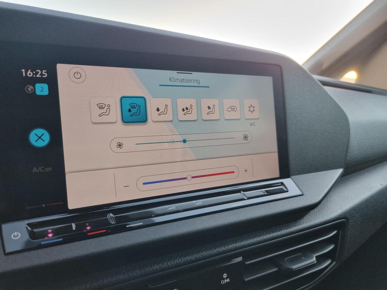 Volkswagen CADDY Life 1.5 TSI DSG AUTOMAAT NAVI / CAMERA / APP CONNECT / PDC / ECC