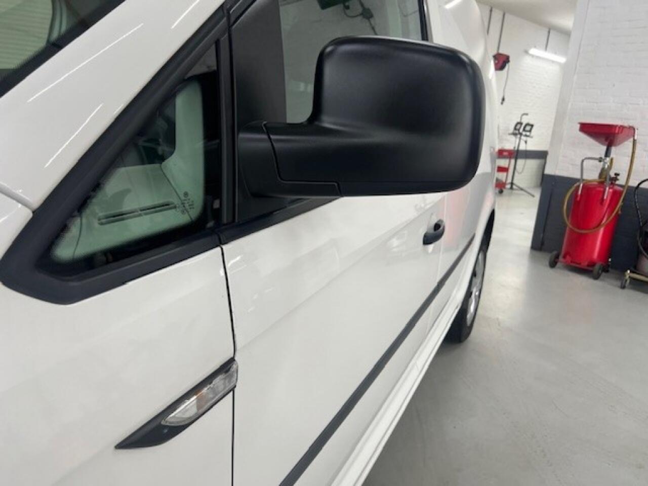 Volkswagen CADDY 2.0 TDI L1H1 BMT TR. AIRCO, Bluetooth, Cruise control, Betimmering