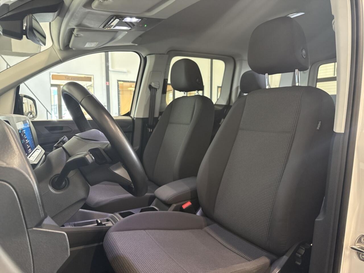 Volkswagen CADDY 1.5 TSI Rolstoelauto 3+1 | CAMERA | NAVI | LED | LMV