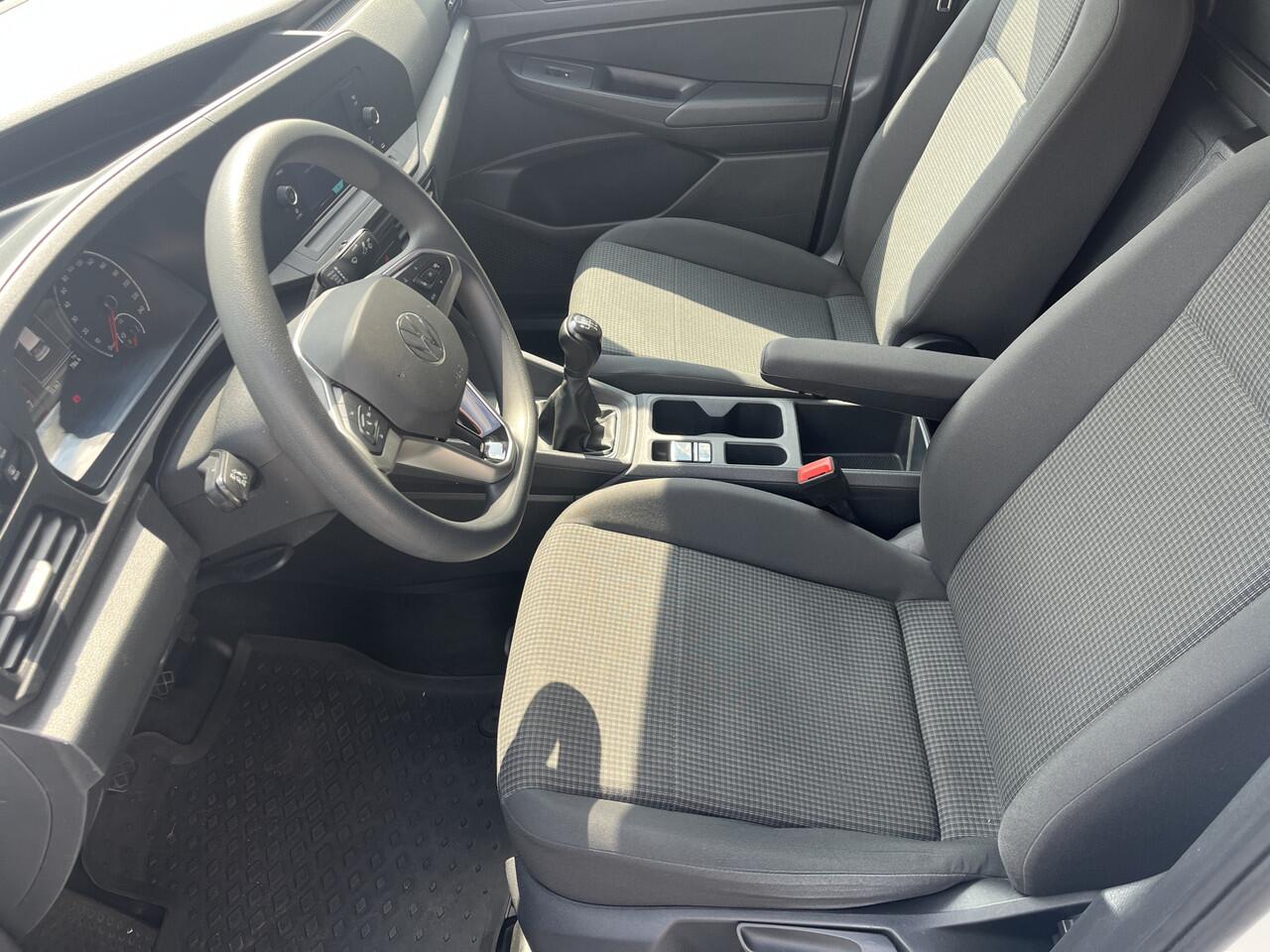 Volkswagen CADDY Cargo 1.5 TSI Benzine Trekhaak Airco PDC all-season banden Lage belasting tarief !! Bpm vrij !! bestel