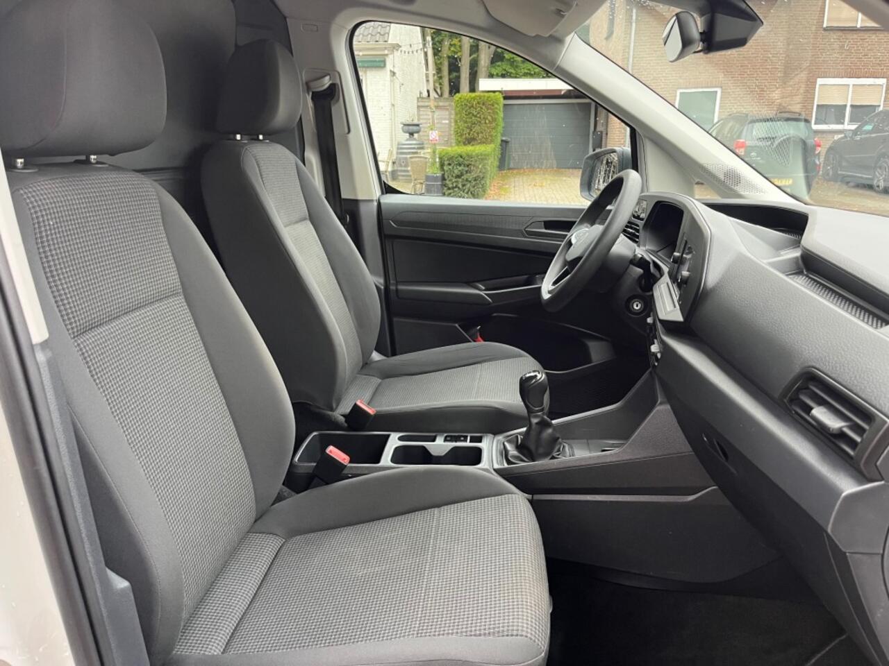 Volkswagen CADDY 2.0 TDI / AIRCO / CRUISE CTR. / RADIO / SCHUIFDEUR / ELEK. RAMEN