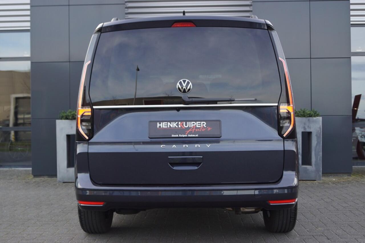 Volkswagen CADDY 1.5 TSI DSG Style / LED / Virtual cockpit / Camera / Navi / PDC