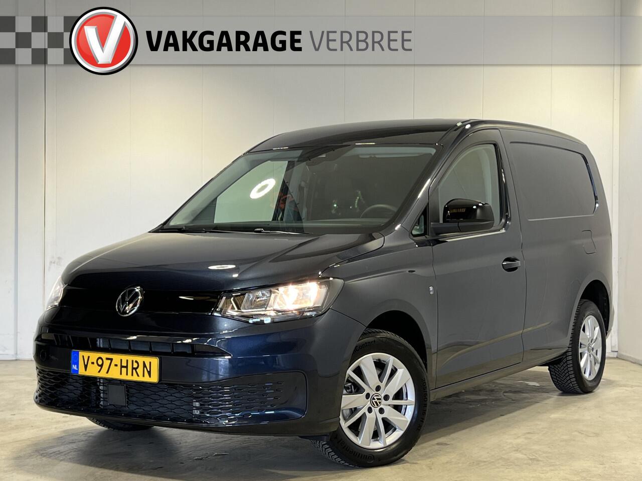 Volkswagen CADDY Cargo 1.5 TSI Style | Apple Carplay/Android Auto | LM Velgen 16" | Cruise Control | Trekhaak | Betonplex in Laadruimte | Parkeersensor Achter |