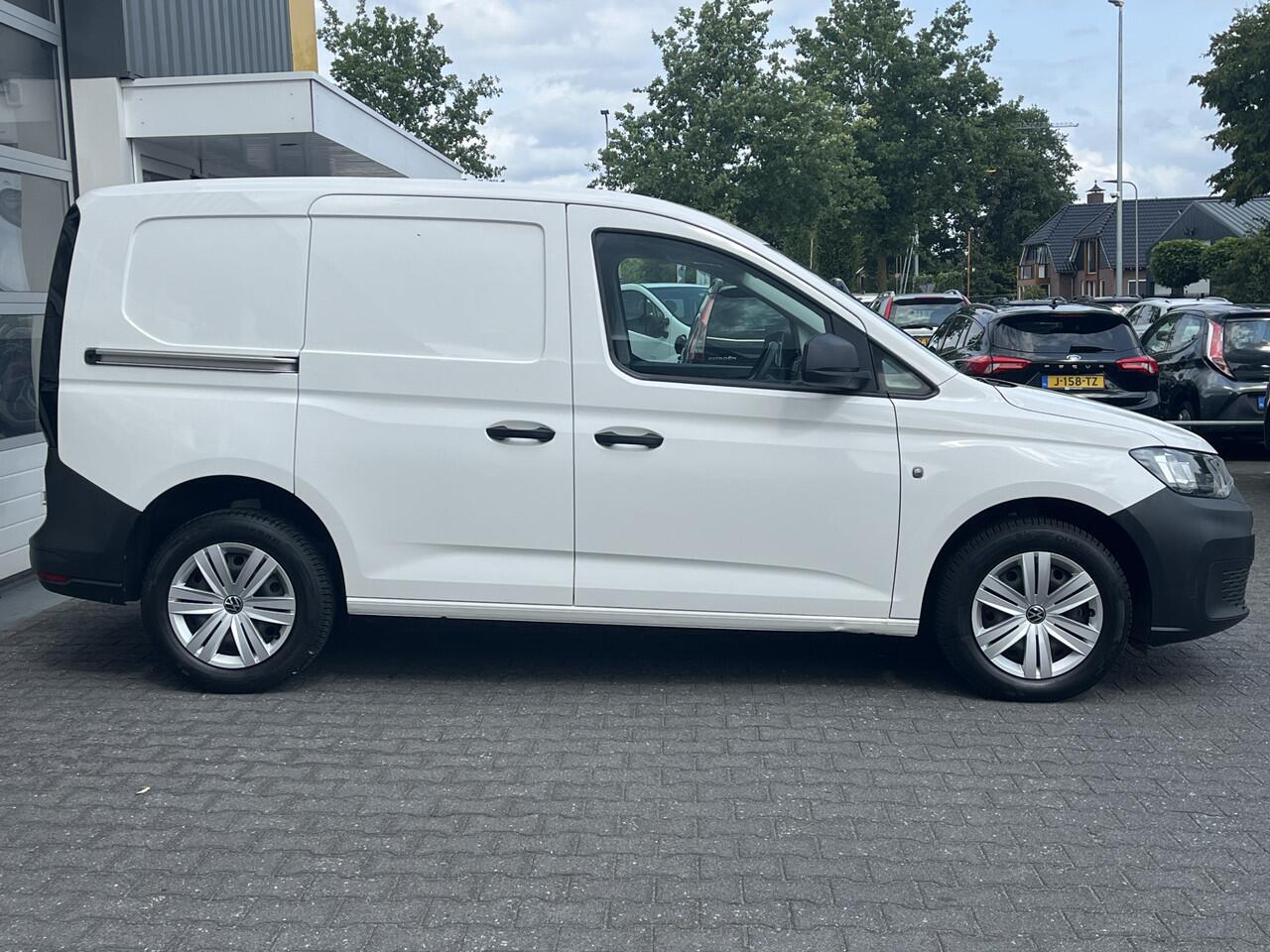 Volkswagen CADDY Cargo 1.5 TSI Benzine Trekhaak Airco PDC all-season banden Lage belasting tarief !! Bpm vrij !! bestel