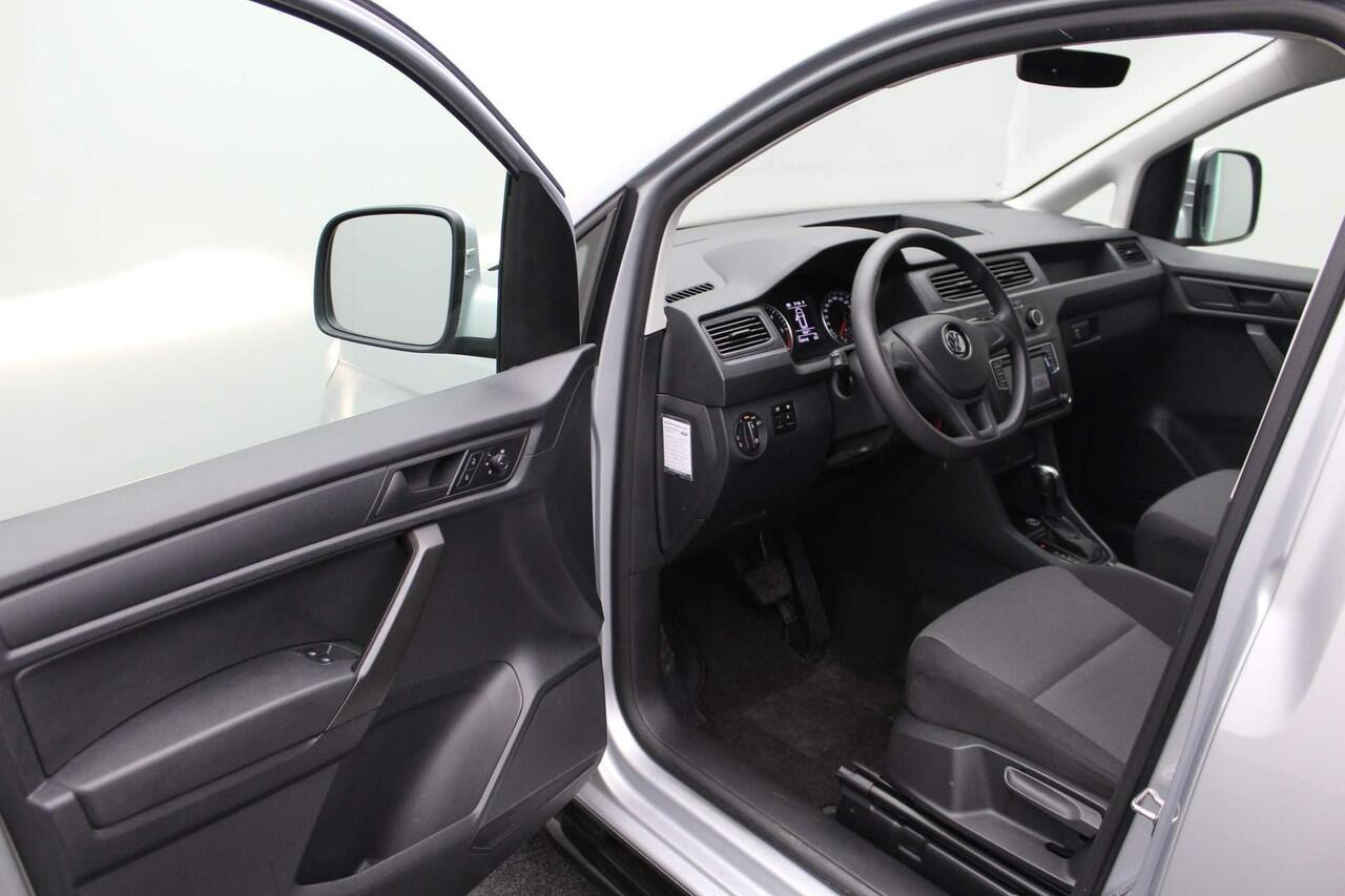 Volkswagen CADDY 2.0 TDI L1H1 BMT Comfortline 2019 NAP | Carplay | Sidebars | Cruise control | Airco | Navigatie | Lichtmetaal | Voorruitverwarming | PDC |