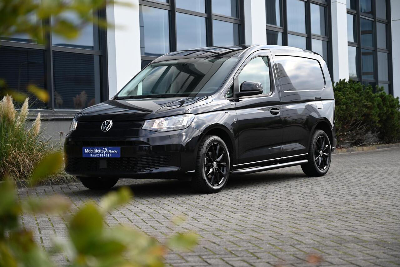 Volkswagen CADDY Cargo 2.0 TDI Black Edition Cruise | CarPlay | 17"LMV ¤ 335 P.M.