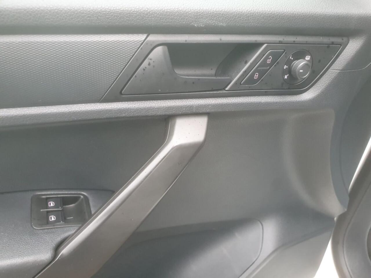 Volkswagen CADDY 2.0 TDI L1H1 BMT Economy Business Prijs is excl.BTW!