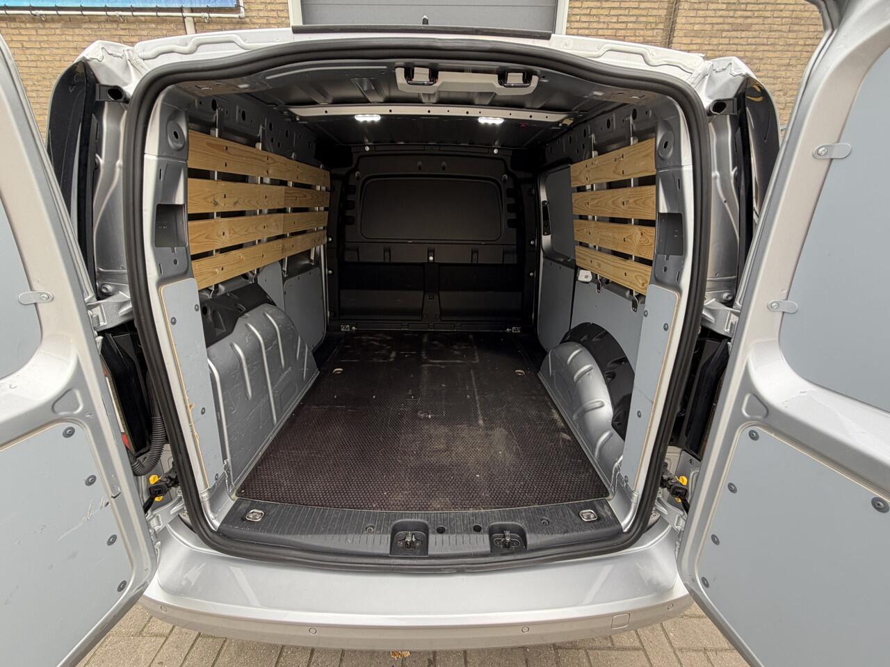 Volkswagen CADDY Cargo 2.0 TDI EURO 6 Comfort CarPlay/cruise control/pdc