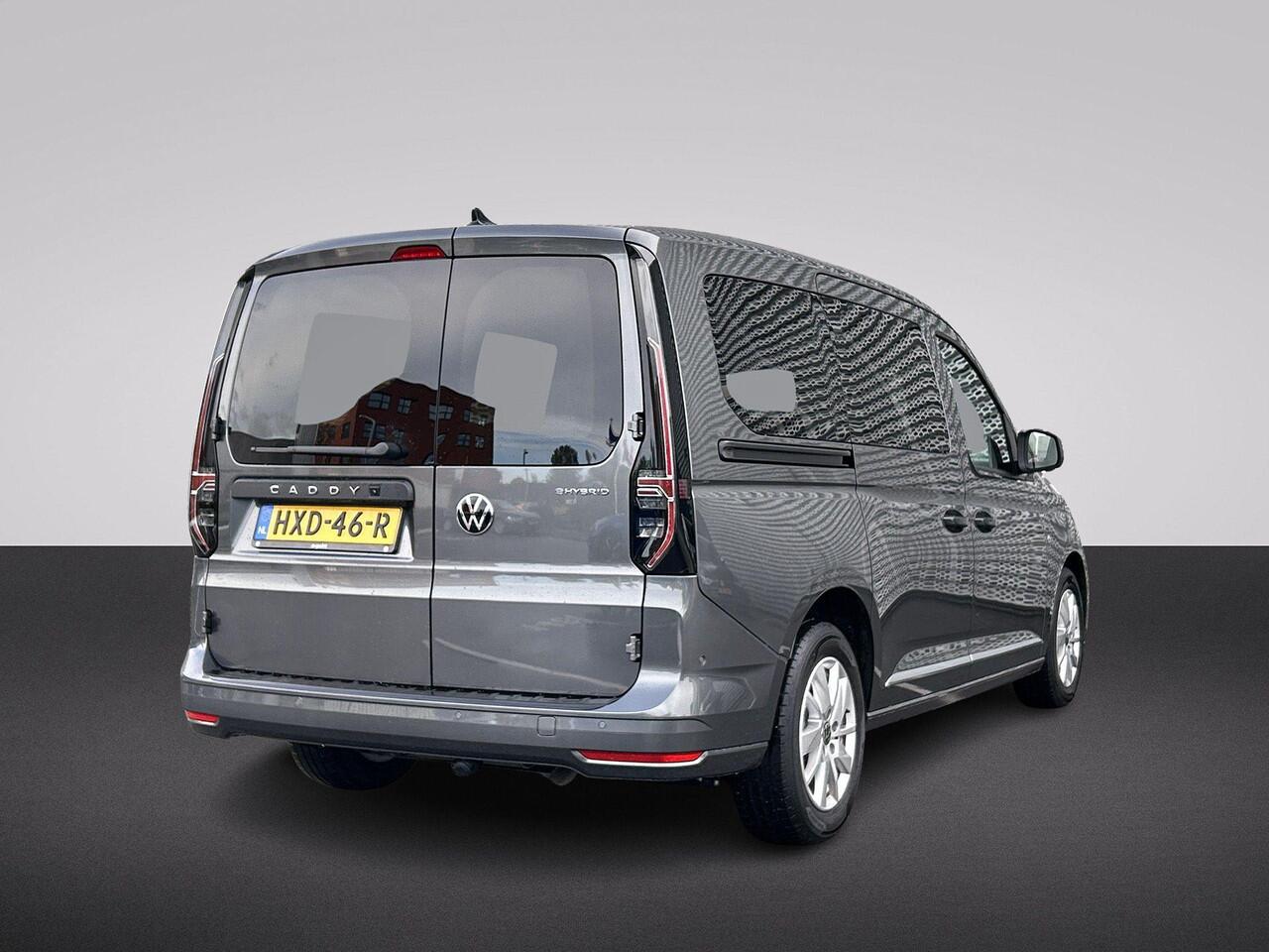Volkswagen CADDY 1.5 TSI Hybride Style Automaat | Adapt. Cruise controle | Camera | Navigatie | Apple Carplay of Android Auto | Parkeersensoren | Verwarmde stoelen + voorruit