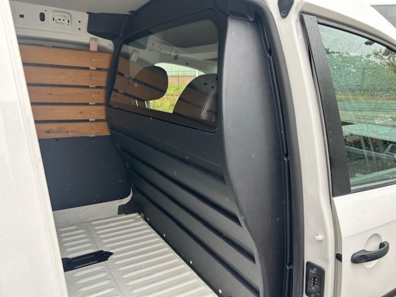 Volkswagen CADDY MAXI 1.4 TGI L2H1 EcoFuel 1e EIGENAAR I COMPLETE ONDERHOUDSHISTORIE I RIJDEN OP GROEN GAS CO2 NEUTRAAL 1e EIGENAAR I COMPLETE ONDERHOUDSHISTORIE