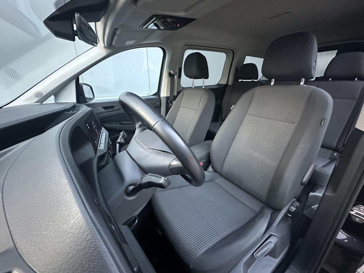 Volkswagen CADDY MAXI 1.5 TSI 7p| 7-zits | PDC | NAVI | Carplay | 1ste Eigenaar | Camera | Keyless | Interesse, Proefrit? Bel of app met: 06-24 28 28 42