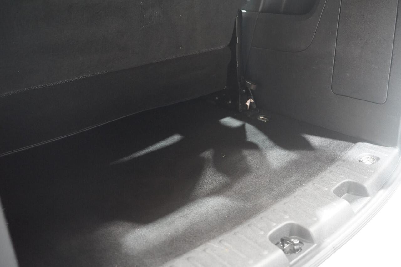 Volkswagen CADDY MAXI 1.0 TSI Trendline Navi Dubbele schuifdeur NAP 1e Eigenaar 7-Zitplaatsen Trekhaak