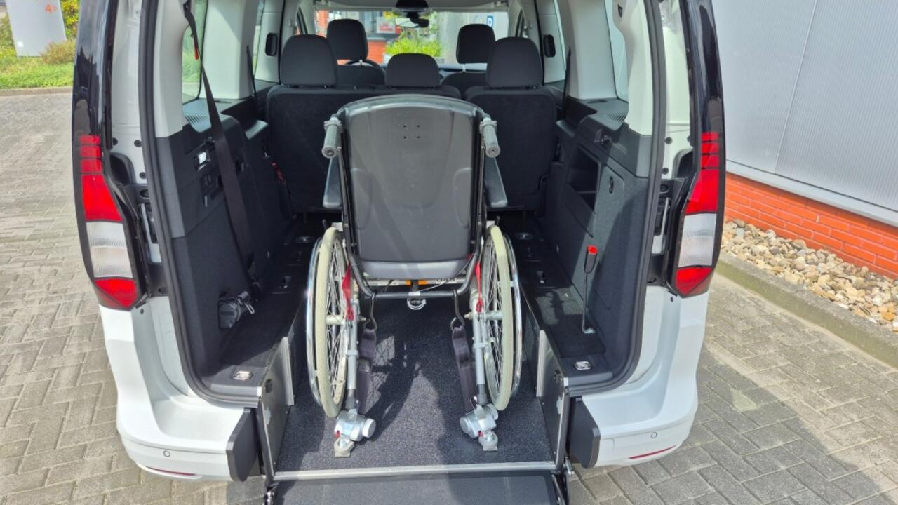 Volkswagen CADDY MAXI Automaat Rolstoelauto incl- BPM