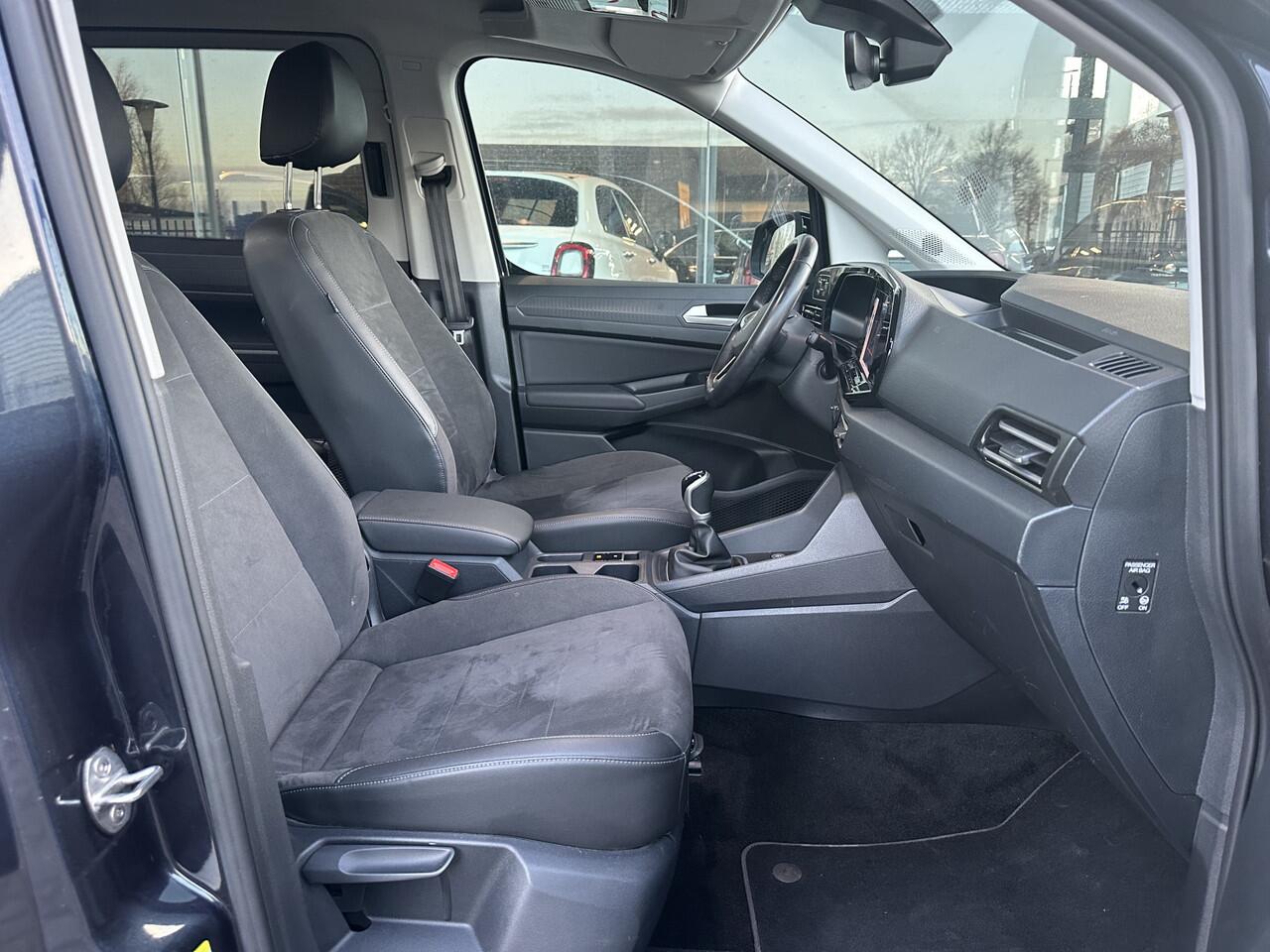 Volkswagen CADDY MAXI 1.5 TSI 7p | Highline | LED | Key-less | Camera | Winter-pakket | 1. Eigenaar | 7-zits Interesse, Proefrit? Bel of app met: 06-24 28 28 42