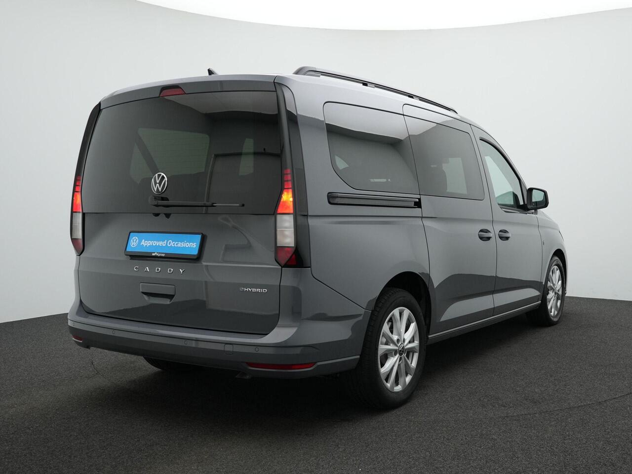 Volkswagen CADDY MAXI Kombi 7 pers. 1.5 TSI 115 pk DSG Hybride Life | 7-persoons | Achteruitrijcamera | Stoelverwarming | Carplay | Digital Cockpit Pro