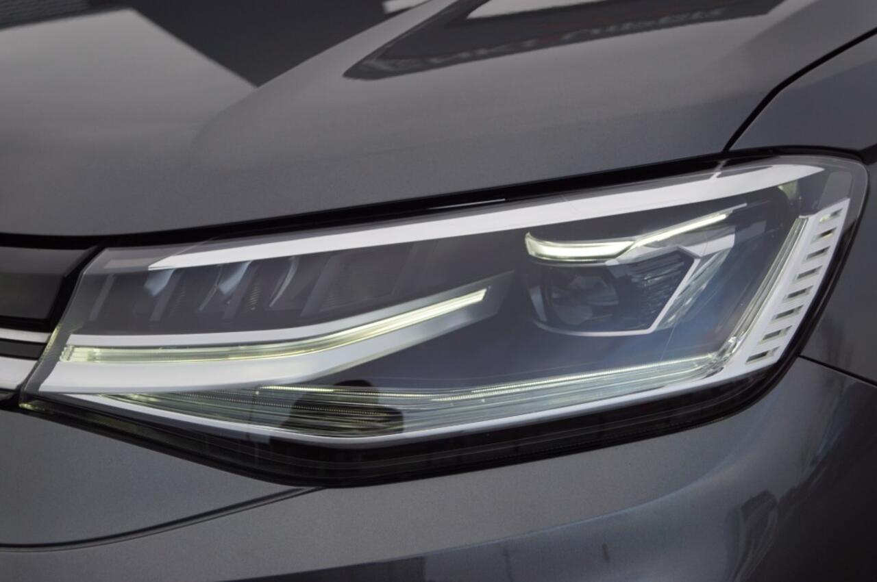 Volkswagen CADDY MAXI 1.5 TSI DSG Style /LED/ Virtual cockpit /Standkachel/ Camera/Trekhaak afnb./ACC/ Navi