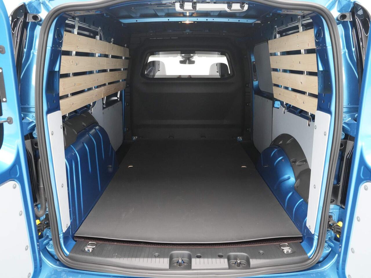 Volkswagen CADDY MAXI Cargo L2H1 2.0 TDI 90kW 122PK Style DSG BPM vrij! Operational Lease vanaf ¤ 489,-