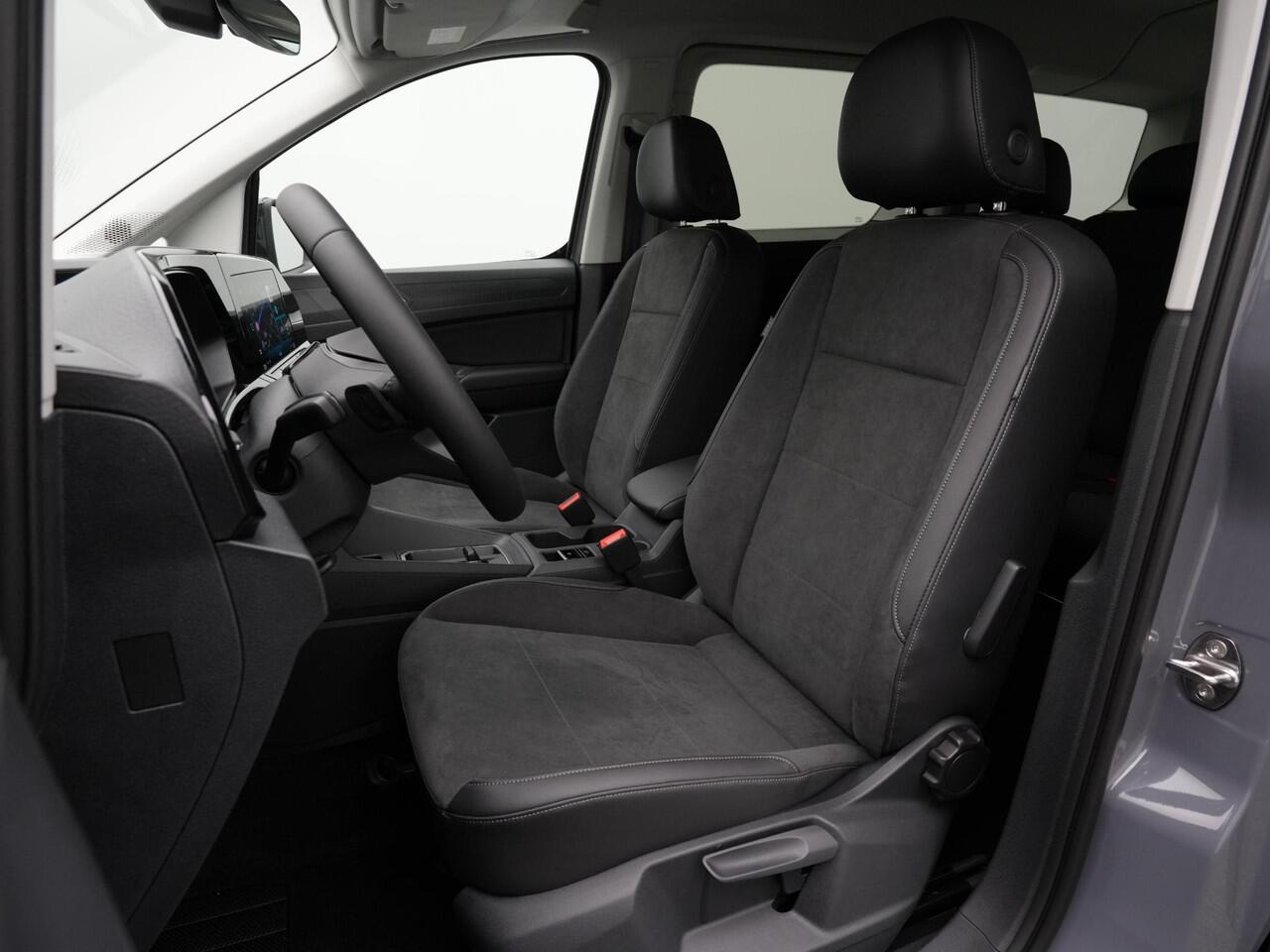 Volkswagen CADDY MAXI Kombi 7-zits Style 1.5 eHybrid 115 pk | Trekhaakvoorbereiding | Led | Navigatie | Digital Cockpit | PDC | Apple Carplay/Android Auto | L.M. Wielen