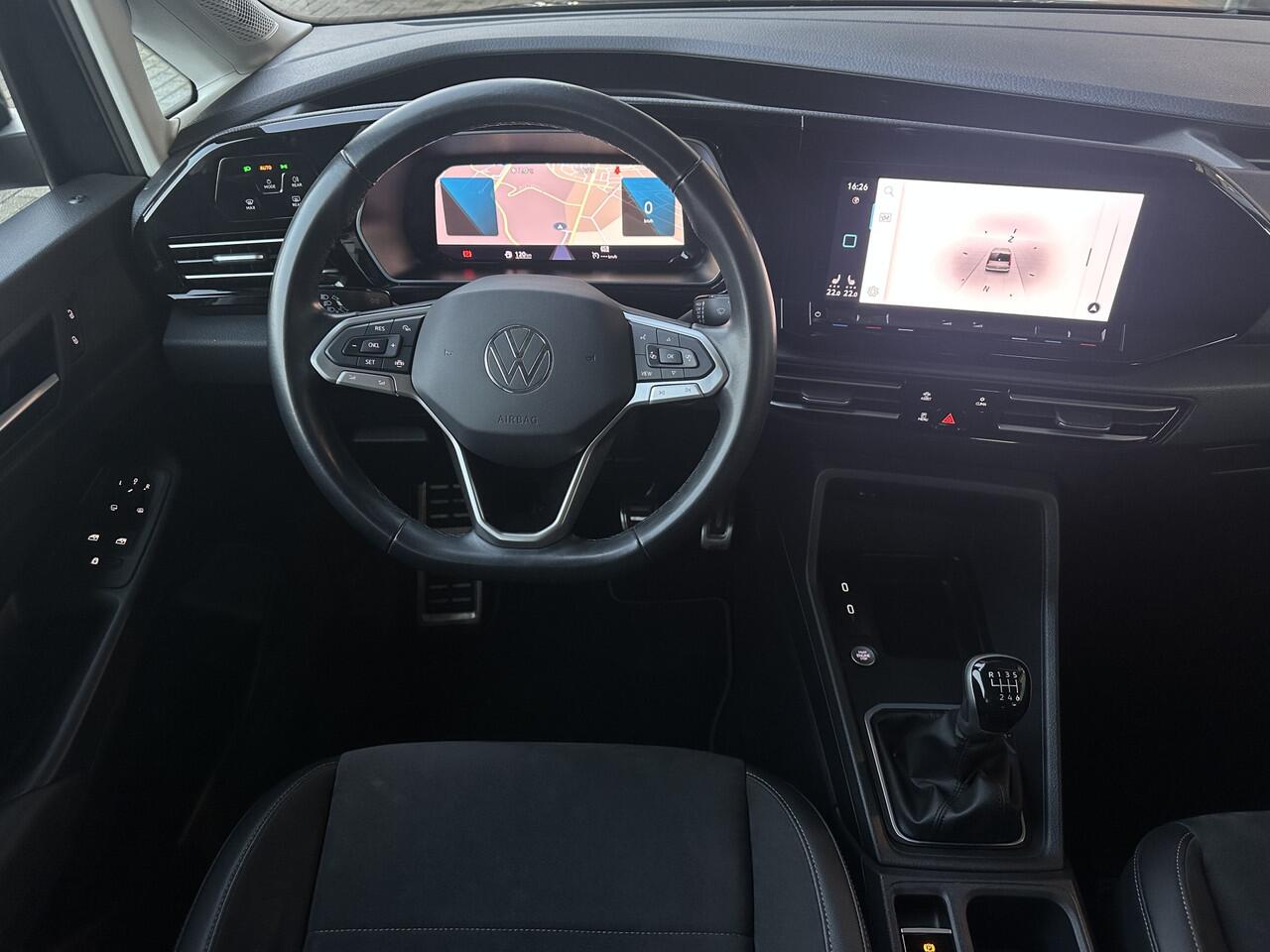 Volkswagen CADDY MAXI 1.5 TSI 7p | Highline | LED | Key-less | Camera | Winter-pakket | 1. Eigenaar | 7-zits Interesse, Proefrit? Bel of app met: 06-24 28 28 42