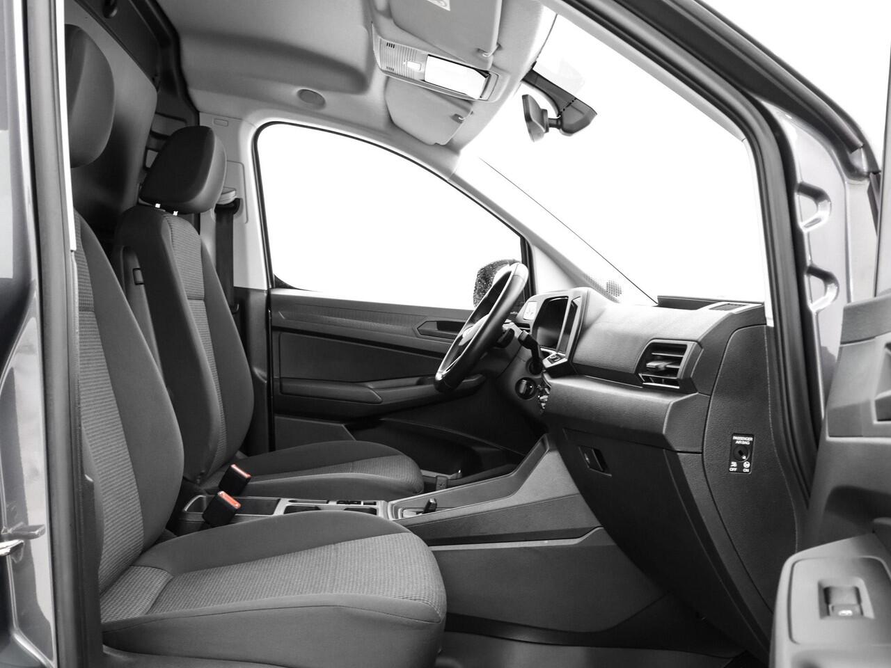 Volkswagen CADDY MAXI Cargo 2.0TDi 122pk DSG Comfort · Apple/Android Car Play · Navigatie · P-Sensoren · Trekhaak · Cruise Control · 16'' Inch · Garantie t/m 15-01-2028 of 100.000km