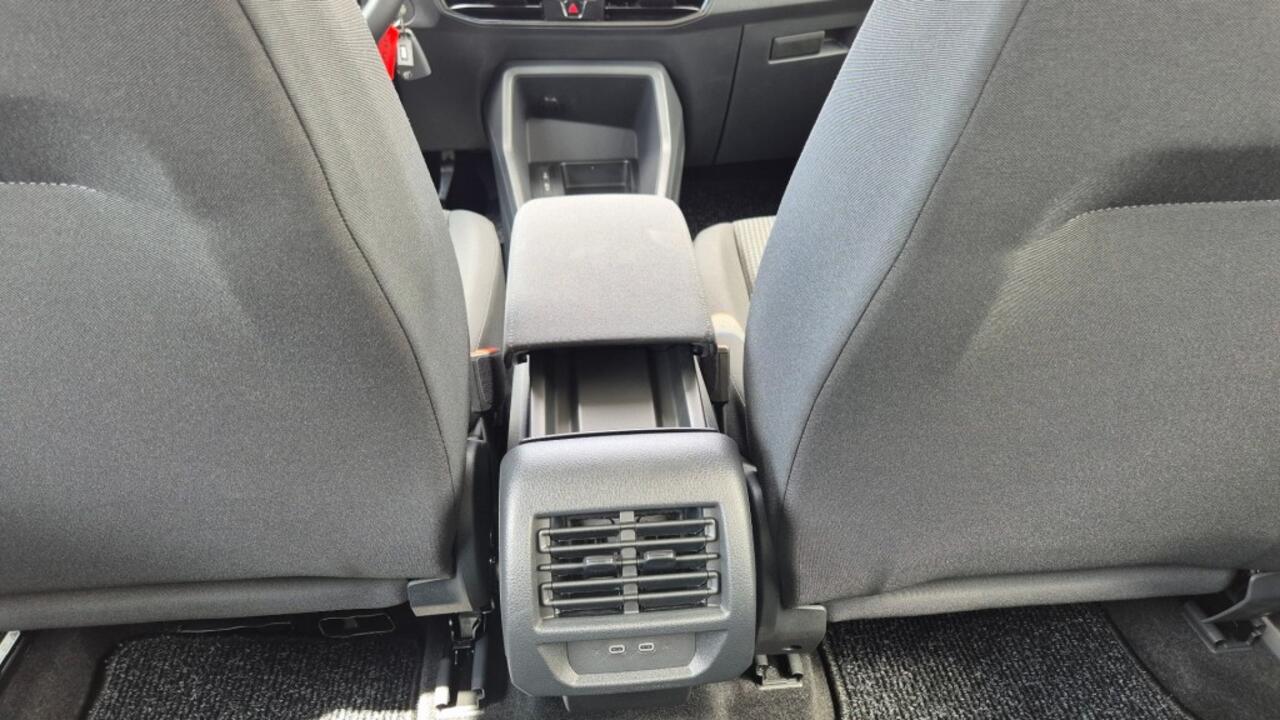 Volkswagen CADDY MAXI TAXI Rolstoelauto 6-persoons AUTOMAAT