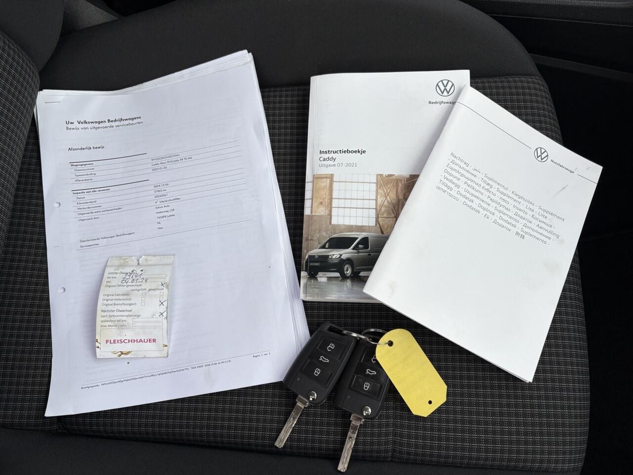 Volkswagen CADDY MAXI 1.5 TSI 7p 84kw Life ( Apple Carplay, Android Auto, PDC voor en achter+Camera, Trekhaak) RIJKLAARPRIJS!