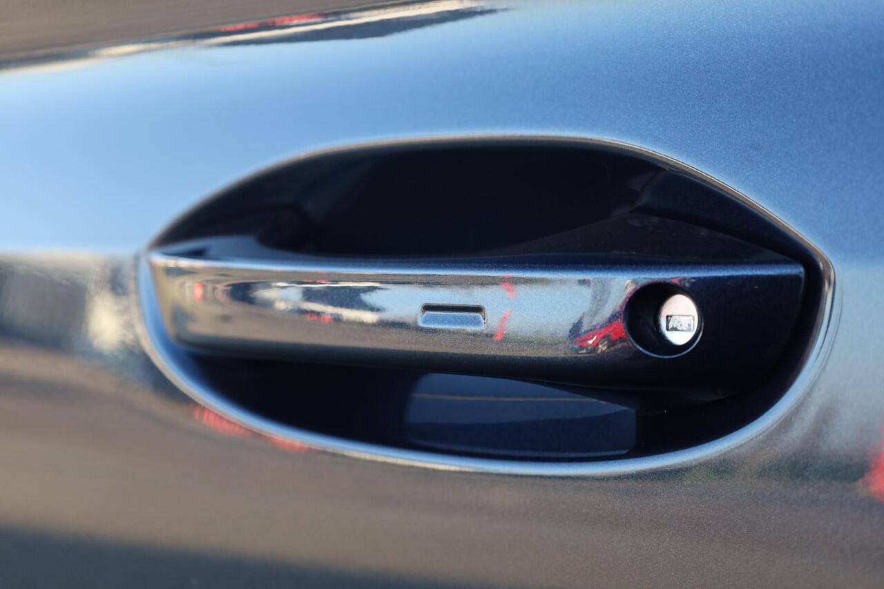 Volkswagen CADDY MAXI Cargo 1.5 TSI Style 115PK / 85kW DSG, LED-lichtpakket (LED koplampen incl. LED mistlampen en dynamische lichtbundelverstelling), Assistentiepakket (adaptieve cruise control (acc), dodehoeksensor (side-assist)), keyless entry & go, DAB+, achterdeuren met r