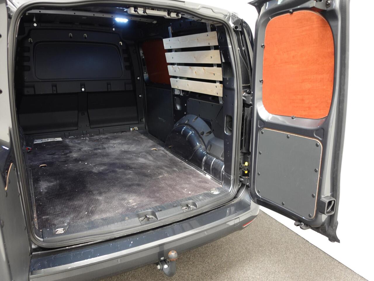 Volkswagen CADDY MAXI Cargo 2.0 TDI Style Automaat Automaat Airco Bluetooth Cruise Control App-Connect