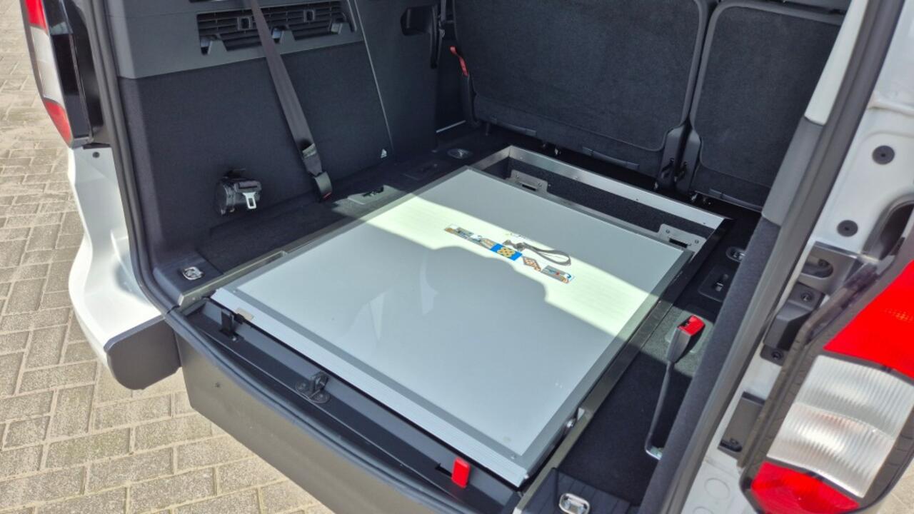 Volkswagen CADDY MAXI TAXI Rolstoelauto 6-persoons AUTOMAAT