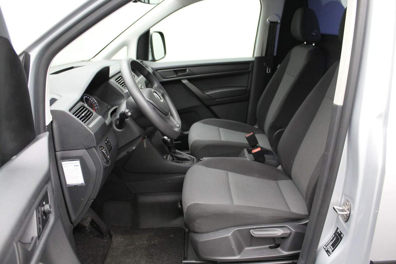 Volkswagen CADDY 2.0 TDI L1H1 BMT Comfortline 2019 NAP | Carplay | Sidebars | Cruise control | Airco | Navigatie | Lichtmetaal | Voorruitverwarming | PDC |