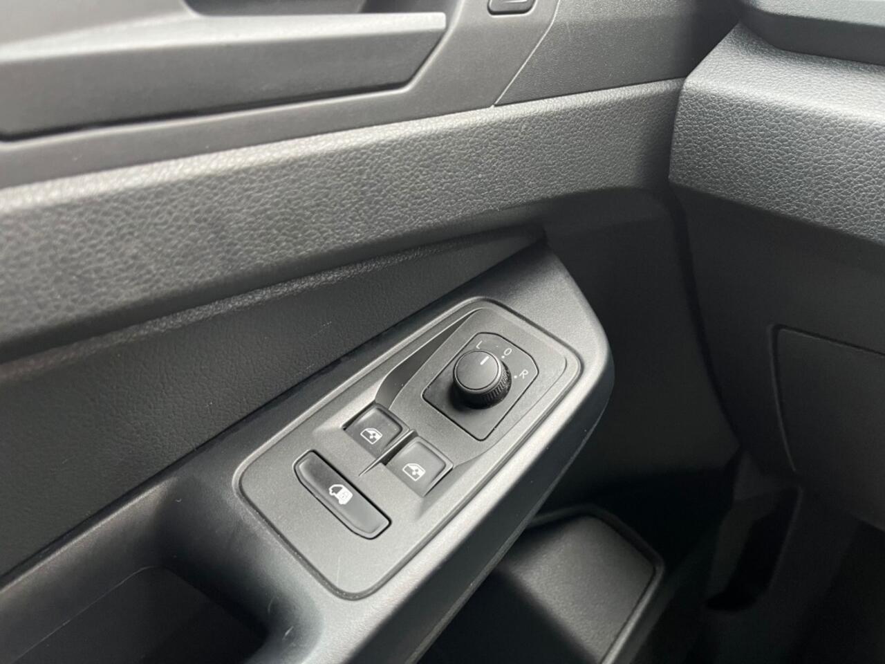 Volkswagen CADDY 2.0 TDI / AIRCO / CRUISE CTR. / RADIO / SCHUIFDEUR / ELEK. RAMEN