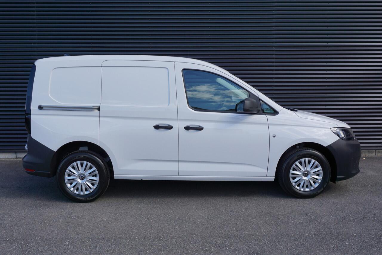 Volkswagen CADDY Cargo 2.0 TDI 102PK Apple Carplay Cruise Digitaal dashboard Parkeersensoren Trekhaak